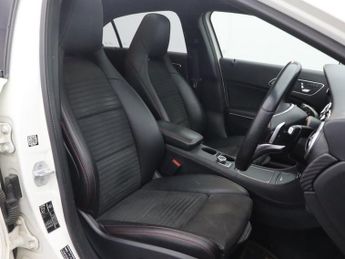 MERCEDES-BENZ A CLASS 1.6 A180 AMG Line (Premium Plus) Hatchback 5dr Petrol 7G-DCT Eur