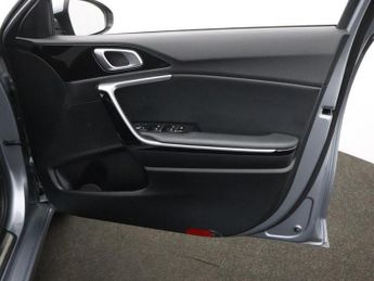 KIA CEED 1.6 GDi 8.9kWh 3 Sportswagon 5dr Petrol Plug-in Hybrid DCT Euro 