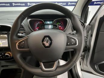 RENAULT CAPTUR 1.3 TCe ENERGY Iconic SUV 5dr Petrol Manual Euro 6 (s/s) (130 ps