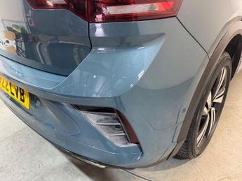 VOLKSWAGEN T-ROC 1.5 TSI R-Line SUV 5dr Petrol DSG Euro 6 (s/s) (150 ps)