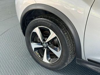NISSAN JUKE 1.6 Bose Personal Edition SUV 5dr Petrol XTRON Euro 6 (112 ps)