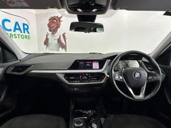 BMW 1 SERIES 1.5 118i SE Hatchback 5dr Petrol DCT Euro 6 (s/s) (140 ps)