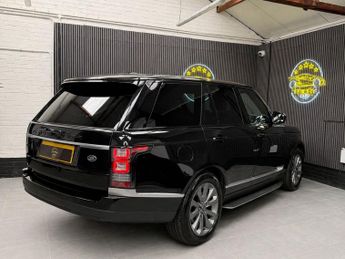LAND ROVER RANGE ROVER 3.0 TD V6 Vogue SUV 5dr Diesel Auto 4WD Euro 5 (s/s) (258 ps)