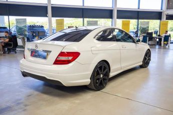 MERCEDES-BENZ C-CLASS 2.1 C250 CDI AMG Sport Edition Coupe 2dr Diesel G-Tronic+ Euro 5