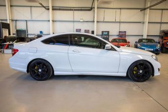 MERCEDES-BENZ C-CLASS 2.1 C250 CDI AMG Sport Edition Coupe 2dr Diesel G-Tronic+ Euro 5