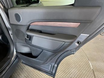 LAND ROVER DISCOVERY 2.0 SD4 HSE SUV 5dr Diesel Auto 4WD Euro 6 (s/s) (240 ps)