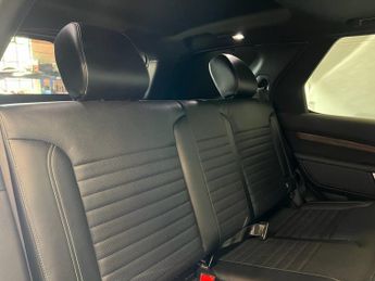 LAND ROVER DISCOVERY 2.0 SD4 HSE SUV 5dr Diesel Auto 4WD Euro 6 (s/s) (240 ps)