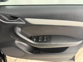 AUDI Q3 2.0 TFSI Sport SUV 5dr Petrol S Tronic quattro Euro 6 (s/s) (180