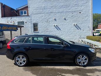 VOLVO V60 2.4 D5 SE Lux Nav Estate 5dr Diesel Geartronic Euro 5 (215 ps)
