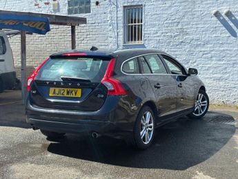 VOLVO V60 2.4 D5 SE Lux Nav Estate 5dr Diesel Geartronic Euro 5 (215 ps)