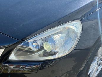 VOLVO V60 2.4 D5 SE Lux Nav Estate 5dr Diesel Geartronic Euro 5 (215 ps)