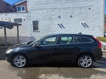VOLVO V60 2.4 D5 SE Lux Nav Estate 5dr Diesel Geartronic Euro 5 (215 ps)