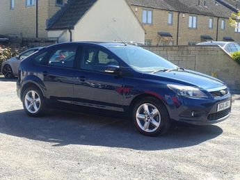 FORD FOCUS 1.6 Zetec Hatchback 5dr Petrol Automatic (184 g/km, 99 bhp)