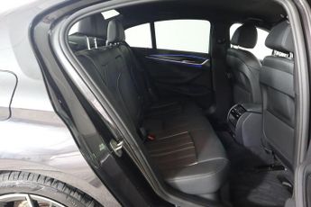 BMW 5 SERIES 2.0 520d MHT M Sport Steptronic Euro 6 (s/s) 4dr