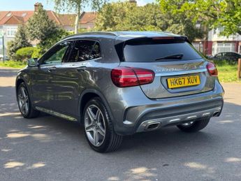 MERCEDES-BENZ GLA 2.1 GLA220d AMG Line (Premium) SUV 5dr Diesel 7G-DCT 4MATIC Euro