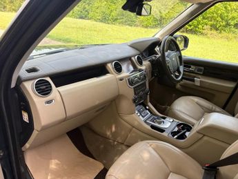 LAND ROVER DISCOVERY 4 3.0 SD V6 HSE Luxury SUV 5dr Diesel Auto 4WD Euro 5 (s/s) (255 b