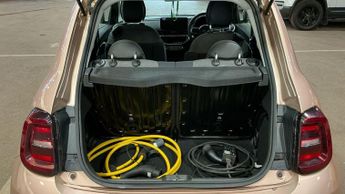 FIAT 500E 42kWh Icon Hatchback 3dr Electric Auto (118 ps)