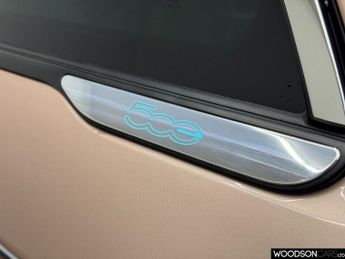 FIAT 500E 42kWh Icon Hatchback 3dr Electric Auto (118 ps)