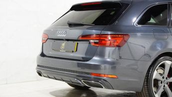 AUDI A4 AVANT 2.0 TDI 35 Black Edition Estate 5dr Diesel S Tronic Euro 6 (s/s)