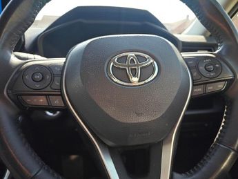 TOYOTA RAV4 2.5 VVT-h GPF Design SUV 5dr Petrol Hybrid CVT Euro 6 (s/s) (218