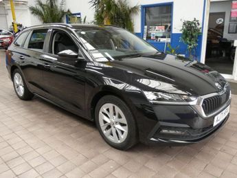 SKODA OCTAVIA 1.4 TSI iV 13kWh SE Technology Estate 5dr Petrol Plug-in Hybrid 