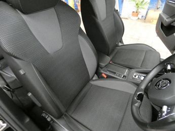 SKODA OCTAVIA 1.4 TSI iV 13kWh SE Technology Estate 5dr Petrol Plug-in Hybrid 