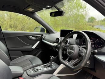 AUDI Q2 1.5 TFSI CoD 35 Black Edition SUV 5dr Petrol S Tronic Euro 6 (s/