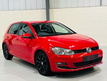 Volkswagen Golf TDi 2.0 TDI BlueMotion Tech GT Hatchback 5dr Diesel DSG Euro 5 (s/s)