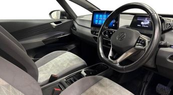 VOLKSWAGEN ID.3 Pure Performance 45kWh Life Hatchback 5dr Electric Auto (150 ps)