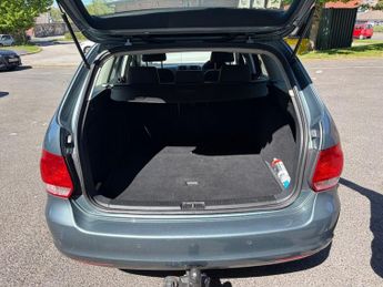 VOLKSWAGEN GOLF 1.9 TDI SE Estate 5dr Diesel DSG Euro 4 (105 ps)