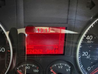 VOLKSWAGEN GOLF 1.9 TDI SE Estate 5dr Diesel DSG Euro 4 (105 ps)