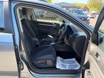 VOLKSWAGEN GOLF 1.9 TDI SE Estate 5dr Diesel DSG Euro 4 (105 ps)