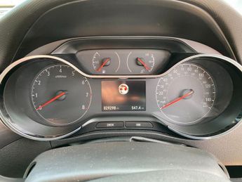VAUXHALL CROSSLAND X 1.2 Turbo Elite Nav SUV 5dr Petrol Auto Euro 6 (s/s) (130 ps)