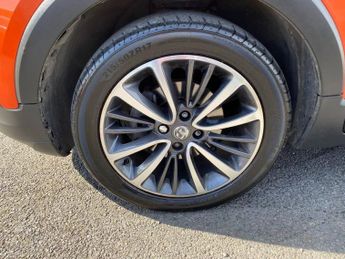 VAUXHALL CROSSLAND X 1.2 Turbo Elite Nav SUV 5dr Petrol Auto Euro 6 (s/s) (130 ps)