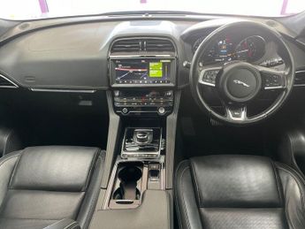 JAGUAR F-PACE 2.0 D180 R-Sport SUV 5dr Diesel Auto Euro 6 (s/s) (180 ps)