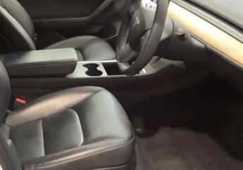 TESLA Model 3 (Dual Motor) Long Range Saloon 4dr Electric Auto 4WDE (346 ps)
