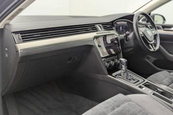 VOLKSWAGEN PASSAT 1.4 TSI GTE Estate 5dr Petrol Plug-in Hybrid DSG Euro 6 (s/s) (2