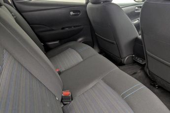 NISSAN LEAF 39kWh N-Connecta Hatchback 5dr Electric Auto (150 ps)