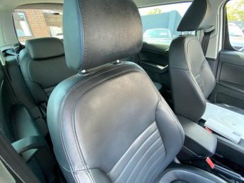 SKODA YETI 1.2 TSI Elegance SUV 5dr Petrol DSG Euro 5 (105 ps)