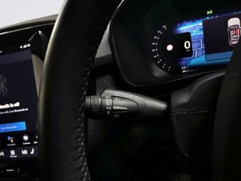 VOLVO XC40 Recharge 69kWh Core SUV 5dr Electric Auto (231 ps)