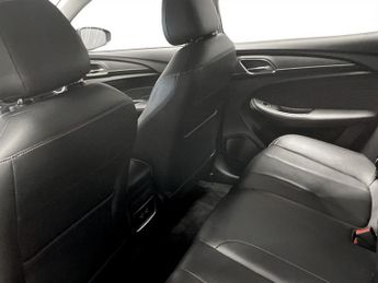MG MG5 61.1kWh Exclusive Long Range Estate 5dr Electric Auto (156 ps)