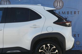 TOYOTA YARIS CROSS 1.5 VVT-h Design SUV 5dr Petrol Hybrid E-CVT Euro 6 (s/s) (116 p