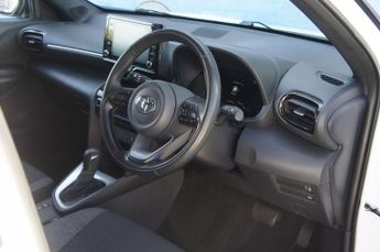 TOYOTA YARIS CROSS 1.5 VVT-h Design SUV 5dr Petrol Hybrid E-CVT Euro 6 (s/s) (116 p