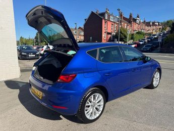 SEAT LEON 1.6 TDI SE Dynamic Technology Hatchback 5dr Diesel DSG Euro 6 (s