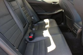 LEXUS IS 2.5 300h F Sport Saloon 4dr Petrol Hybrid E-CVT Euro 5 (s/s) (22
