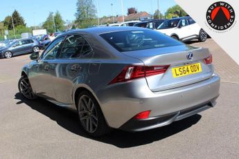 LEXUS IS 2.5 300h F Sport Saloon 4dr Petrol Hybrid E-CVT Euro 5 (s/s) (22