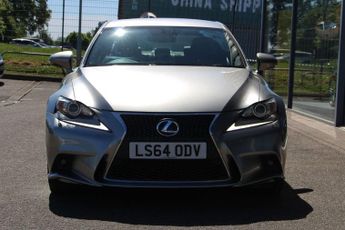 LEXUS IS 2.5 300h F Sport Saloon 4dr Petrol Hybrid E-CVT Euro 5 (s/s) (22