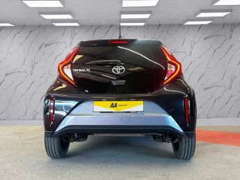 TOYOTA AYGO X 1.0 VVT-i Edge Hatchback 5dr Petrol x-shift Euro 6 (s/s) (72 ps)