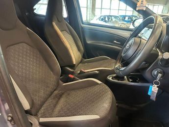 TOYOTA AYGO X 1.0 VVT-i Edge Hatchback 5dr Petrol x-shift Euro 6 (s/s) (72 ps)