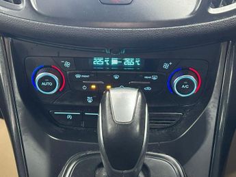 FORD KUGA 1.5 TDCi Titanium SUV 5dr Diesel Powershift Euro 6 (s/s) (120 ps